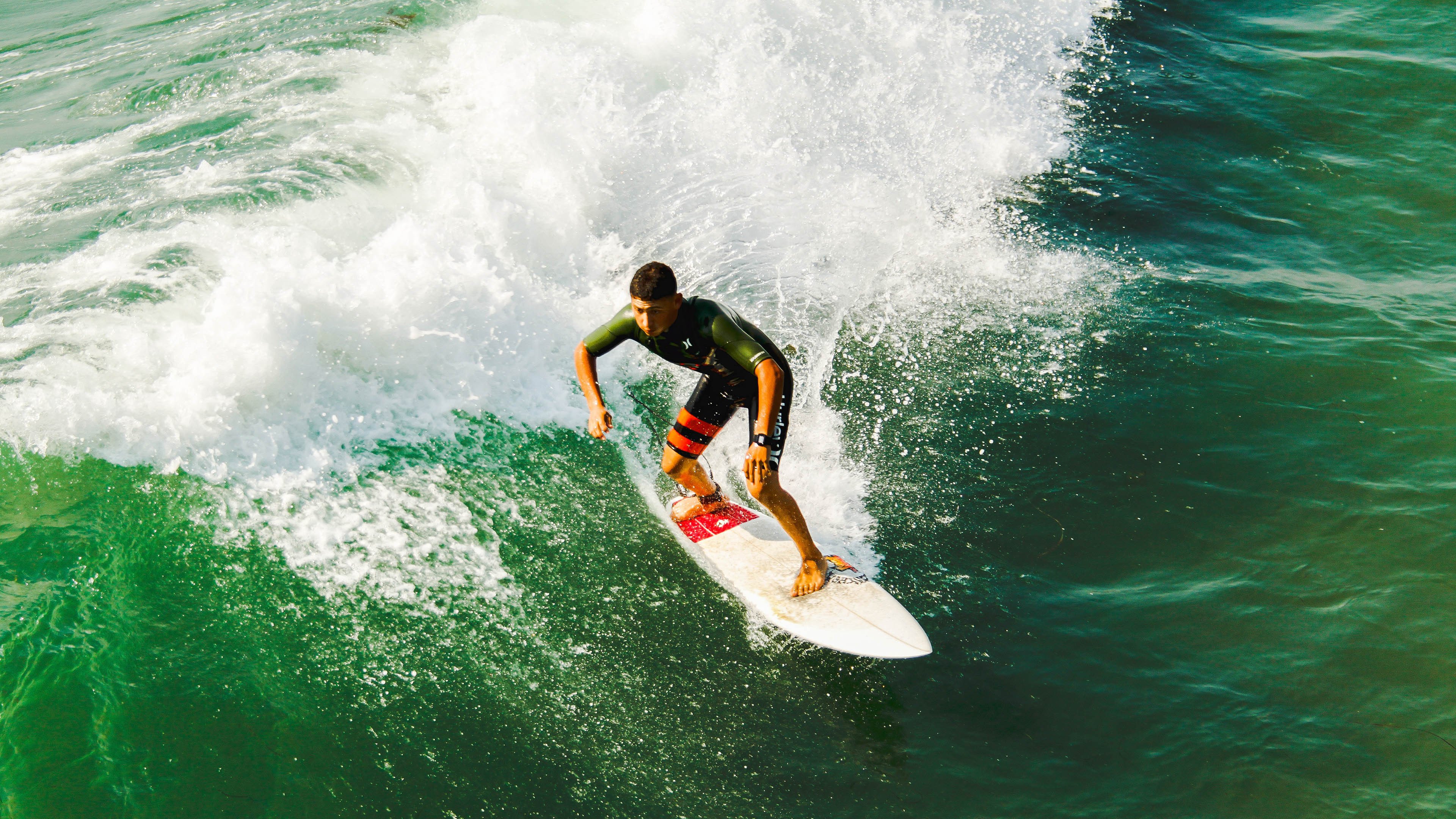 _时尚元素融入比赛，运动装备引领潮流_，时尚元素2021